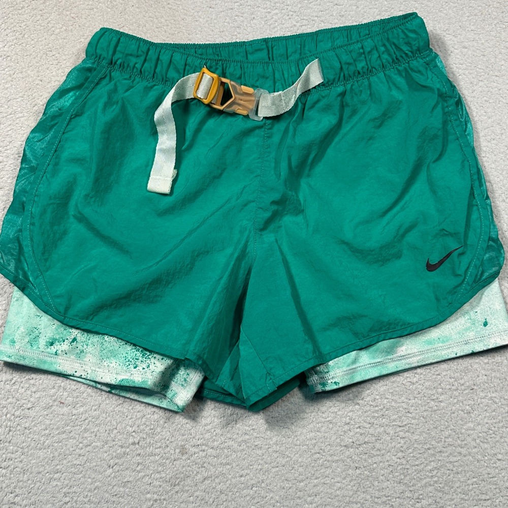 Nike Girls L Tempo Green 100% Nylon Running Shorts DA1302-370 Belted Layered